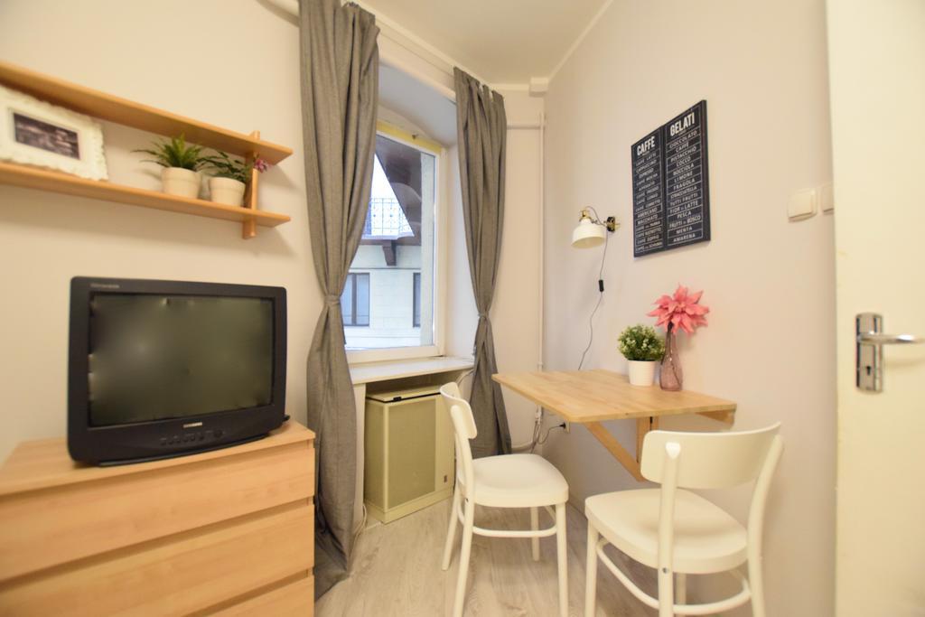 Budget Apartment By Hi5 - Oktober 6 Str 4 ブダペスト エクステリア 写真