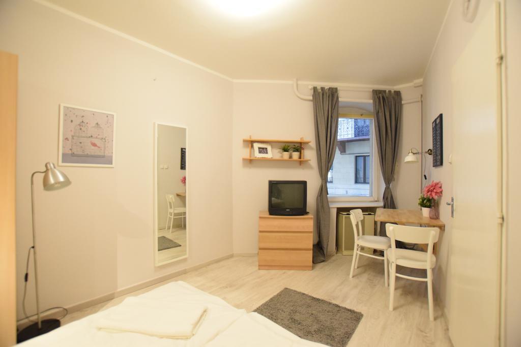 Budget Apartment By Hi5 - Oktober 6 Str 4 ブダペスト エクステリア 写真