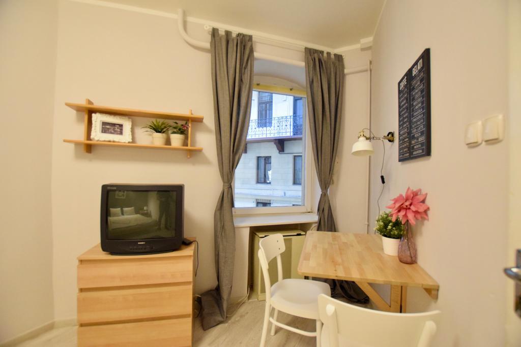 Budget Apartment By Hi5 - Oktober 6 Str 4 ブダペスト エクステリア 写真